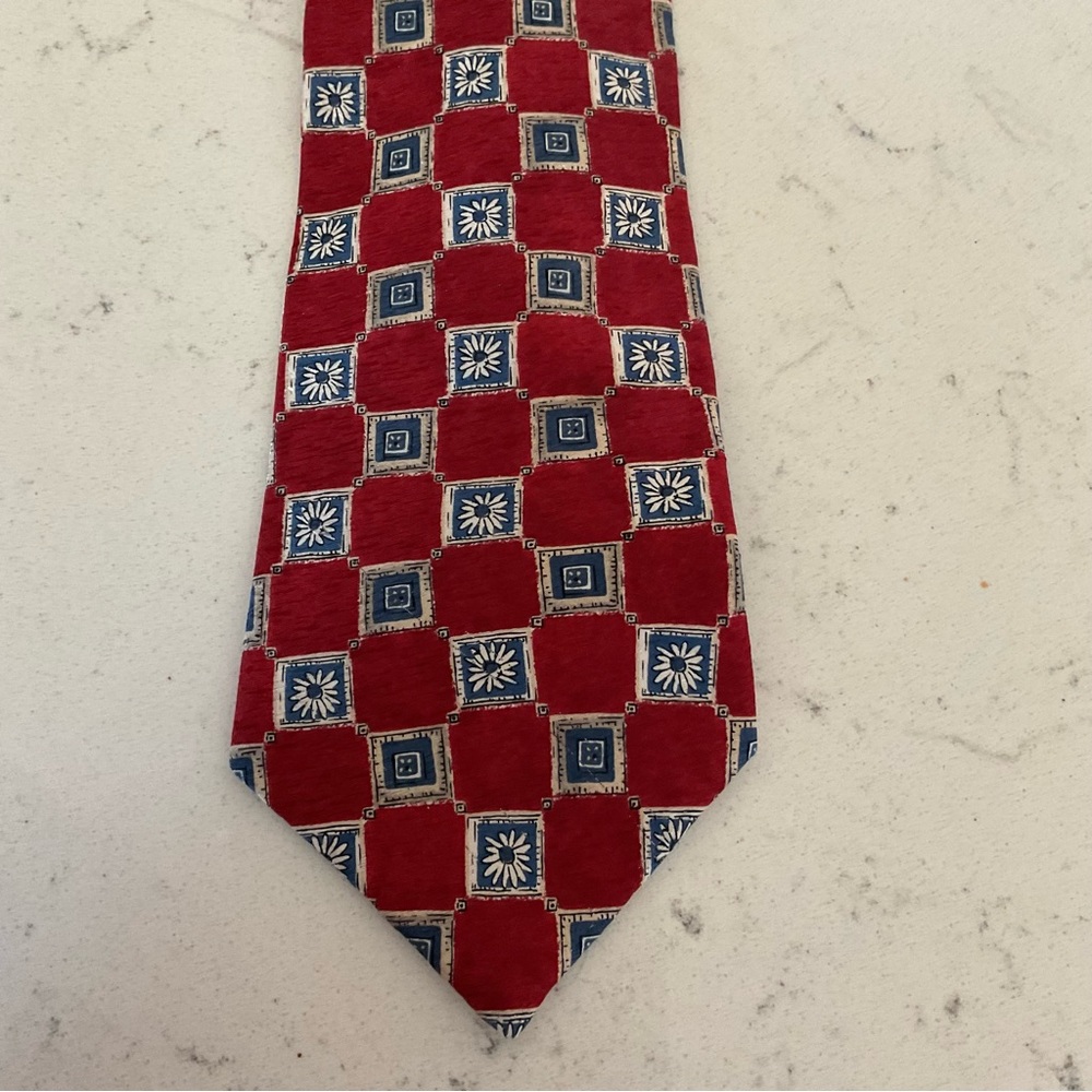 ISAAC ZELCER Silk TIE. RED, BLUE & WHITE.In great condition. 100% ITALIAN SILK